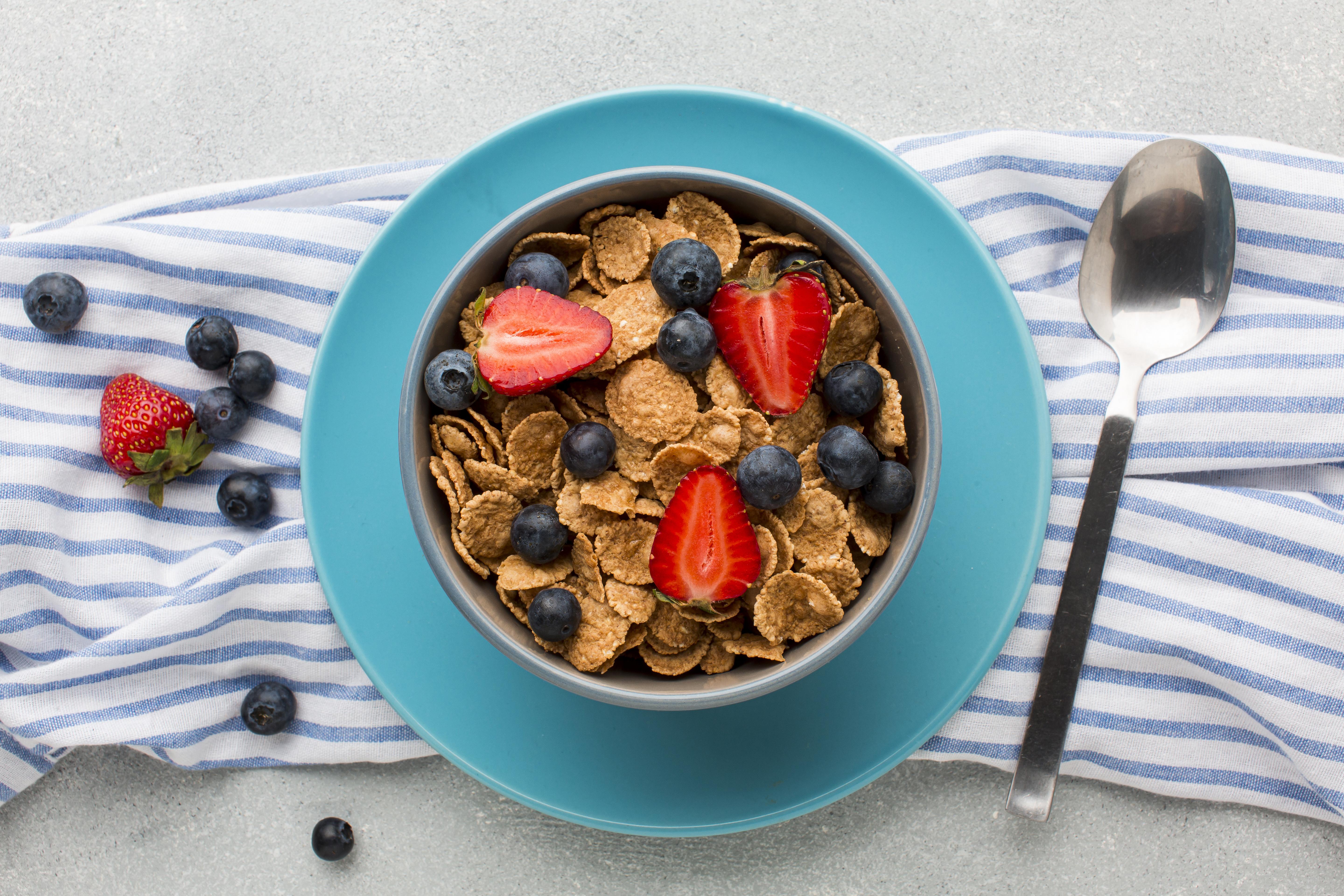 Płatki śniadaniowe – które są naprawdę zdrowe?
